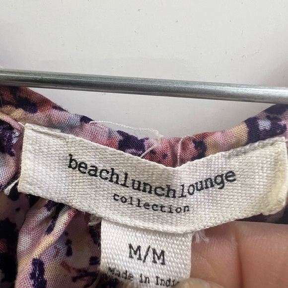 Excellent Condition BeachLunchLounge Short Sleeve Floral Blouse - Picture 3 of 3